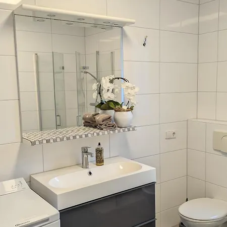 Viktoria Apartment *
